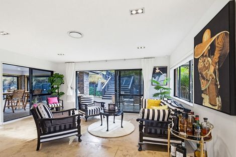 Photo of property in 14 Jenny Lane, Waiuku, 2123