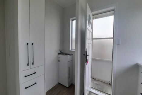 Photo of property in 85 Astley Avenue, New Lynn, Auckland, 0600