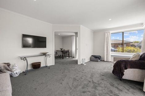Photo of property in 2/30 Townshend Crescent, Halswell, Christchurch, 8025