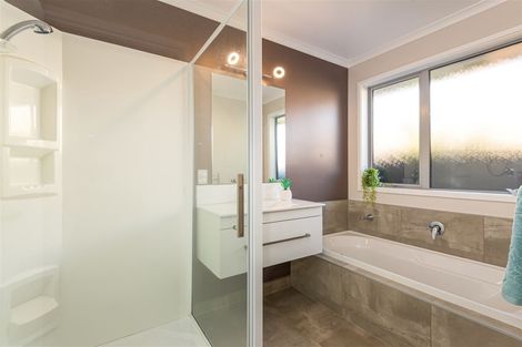 Photo of property in 28 Shearwater Drive, Woolston, Christchurch, 8023