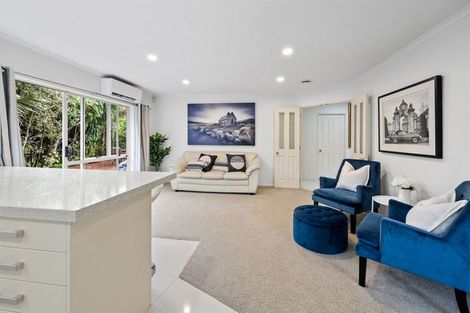 Photo of property in 4 Phoebe Meikle Place, Torbay, Auckland, 0630