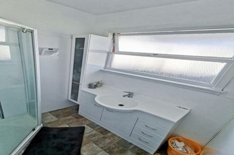 Photo of property in 1/66 Division Street, Riccarton, Christchurch, 8041