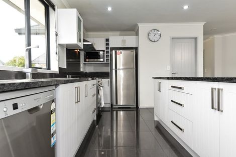 Photo of property in 151 Cumberland Drive, Flagstaff, Hamilton, 3210