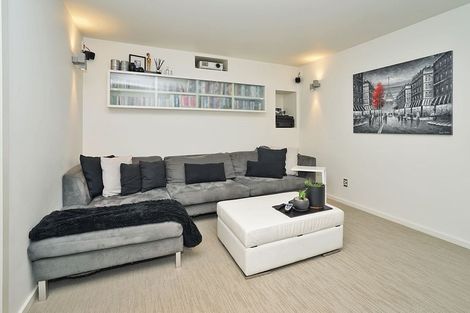 Photo of property in 2 Apollo Place, Rototuna North, Hamilton, 3210