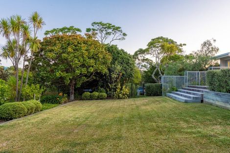 Photo of property in 40 Channel View Road, Campbells Bay, Auckland, 0630