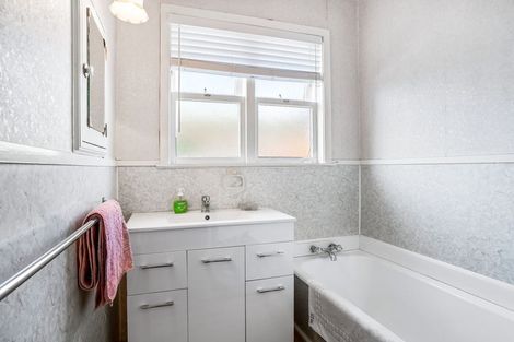 Photo of property in 101 Lincoln Road, Henderson, Auckland, 0610