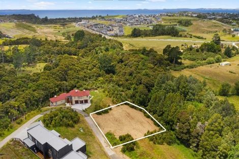 Photo of property in 88 Vaughans Road, Long Bay, Auckland, 0792