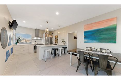 Photo of property in 12 Dow Square, Wigram, Christchurch, 8025