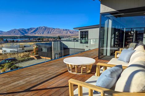 Photo of property in 20 Erebus Place, Lake Tekapo, 7999