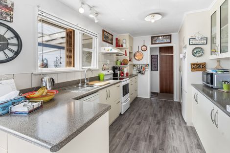 Photo of property in 34 Fergusson Street, Solway, Masterton, 5810