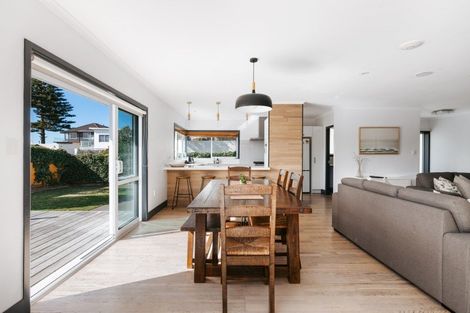 Photo of property in 2/203 Oceanbeach Road, Mount Maunganui, 3116