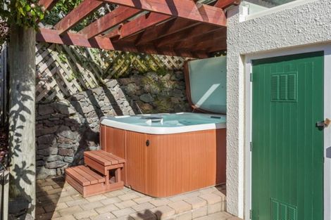 Photo of property in Mount Royal, 21a Maunganui Road, Mount Maunganui, 3116