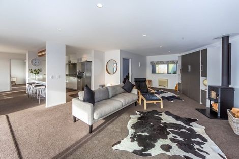 Photo of property in 8 Ngatea Road, Diamond Harbour, Lyttelton, 8971