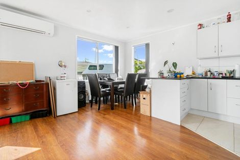 Photo of property in 8 Frostbite Place, Ranui, Auckland, 0612