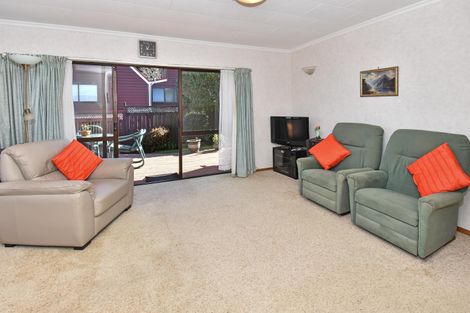 Photo of property in 1/55 Calluna Crescent, Totara Heights, Auckland, 2105