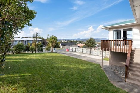 Photo of property in 26 Laurel Grove, Maungaraki, Lower Hutt, 5010
