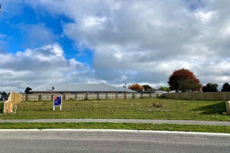 Photo of property in 44 Suffolk Drive, Kirwee, 7571