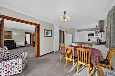 Photo of property in 73 Crofton Road, Harewood, Christchurch, 8051
