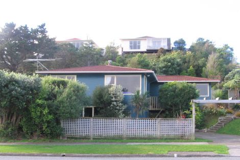 Photo of property in 6 Waipounamu Drive, Kelson, Lower Hutt, 5010