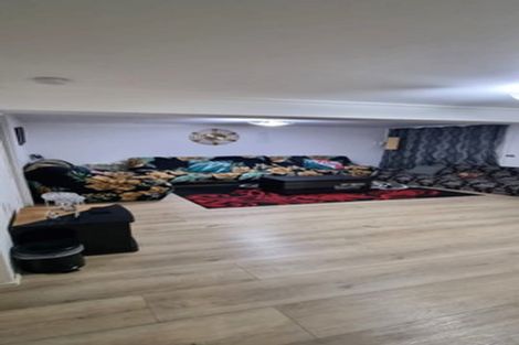 Photo of property in 9 Velma Road, Hillcrest, Auckland, 0627