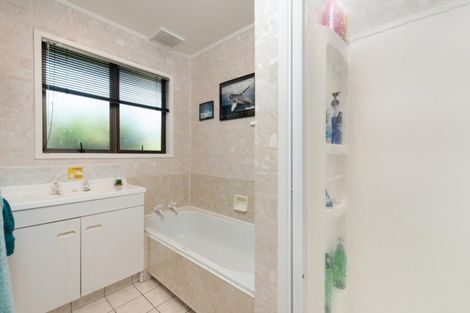 Photo of property in 108 Dickson Road, Papamoa Beach, Papamoa, 3118