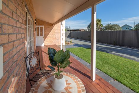 Photo of property in 11a Bridge Street, New Brighton, Christchurch, 8062
