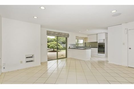 Photo of property in 9 Len Garlick Place, Pahurehure, Papakura, 2113