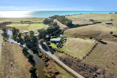 Photo of property in 306 Cable Station Road, Blind River, Seddon, 7285