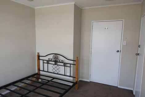 Photo of property in 79 Tirimoana Road, Te Atatu South, Auckland, 0602