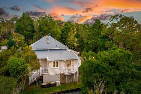 Photo of property in 709 Scenic Drive, Henderson Valley, Auckland, 0612