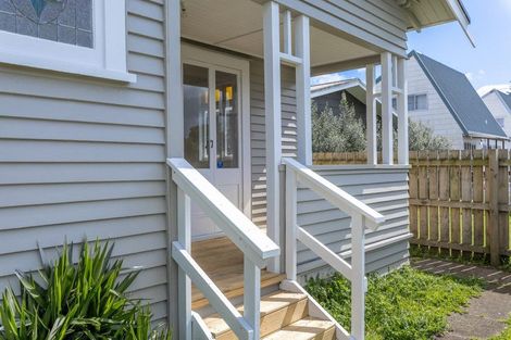 Photo of property in 252 Great South Road, Huntly, 3700