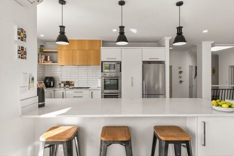 Photo of property in 8 Bucklands Crescent, Papamoa Beach, Papamoa, 3118