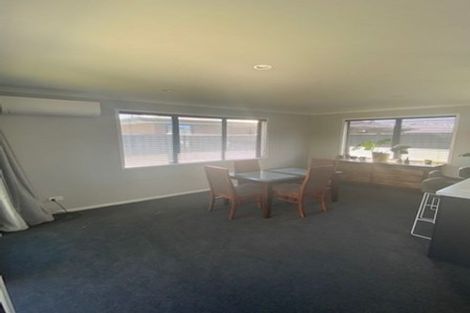 Photo of property in 72 Tabraham Crescent, Pyes Pa, Tauranga, 3112