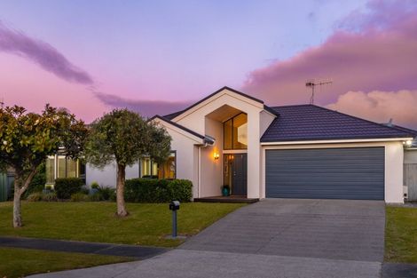 Photo of property in 7 San Vito Place, Paraparaumu Beach, Paraparaumu, 5032