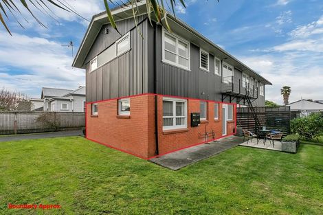 Photo of property in 231a Point Chevalier Road, Point Chevalier, Auckland, 1022