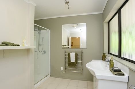 Photo of property in 103 James Cook Street, Havelock North, 4130