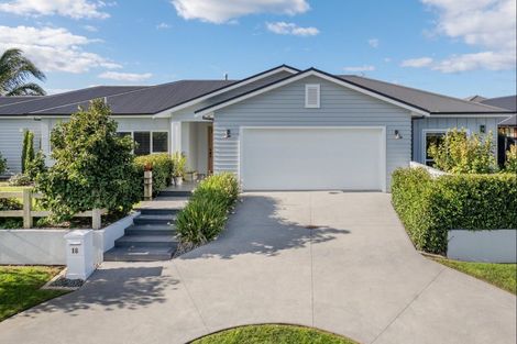 Photo of property in 18 Montia Close, Papamoa Beach, Papamoa, 3118
