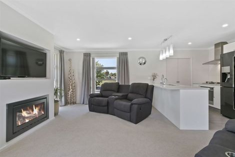 Photo of property in 22 Ballantyne Way, Aongatete, Katikati, 3178