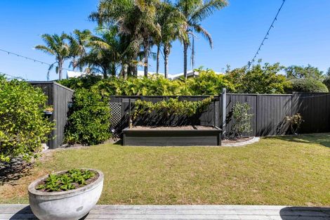 Photo of property in 6 Vista Paku, Pauanui, Hikuai, 3579