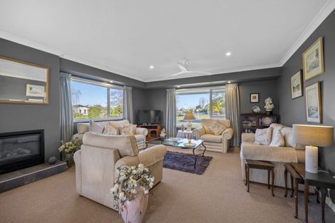 Photo of property in 1 Willow Drive, Taradale, Napier, 4112