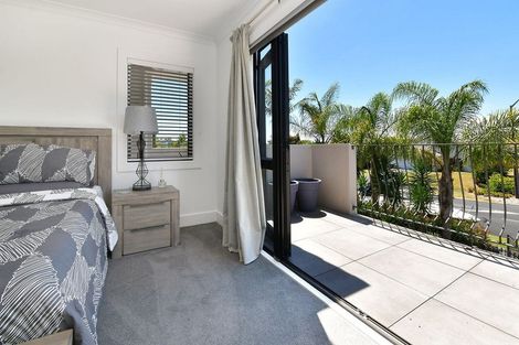 Photo of property in 353 Gulf Harbour Drive, Gulf Harbour, Whangaparaoa, 0930
