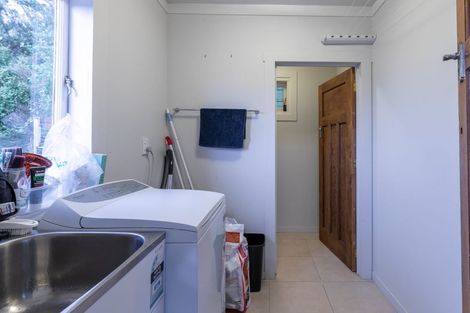 Photo of property in 518e West Coast Road, Oratia, Auckland, 0604