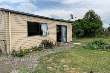 Photo of property in 47 Charlotte Street, Takapau, 4203
