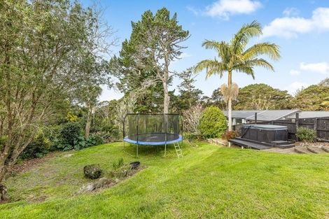 Photo of property in 15 Roland Road, Greenhithe, Auckland, 0632
