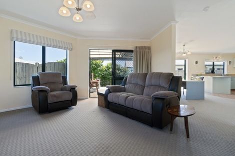 Photo of property in 17 Grosvenor Place, Katikati, 3129