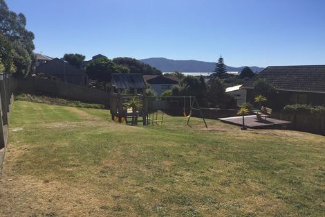 Photo of property in 6 Pine Ridge Terrace, Waikanae Beach, Waikanae, 5036
