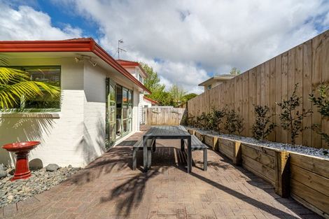 Photo of property in 15 Arirang Rise, Pinehill, Auckland, 0632