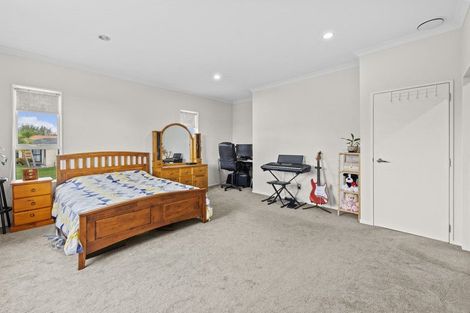 Photo of property in 57 Pitt Avenue, Clendon Park, Auckland, 2103