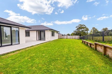 Photo of property in 79 Murray Ward Drive, Te Kauwhata, 3710
