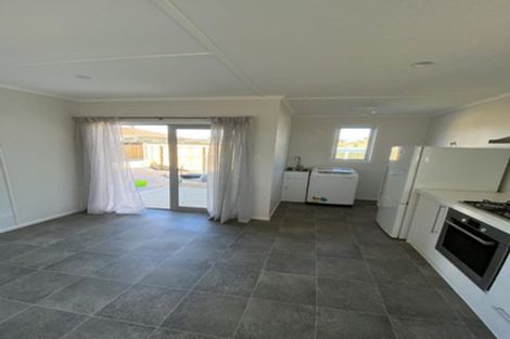 Photo of property in 239 Huatoki Street, Upper Vogeltown, New Plymouth, 4310